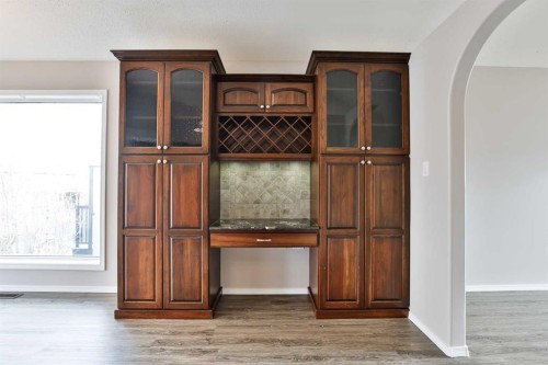 147 Heritage Circle West, Lethbridge, AB - Indoor Photo Showing Other Room