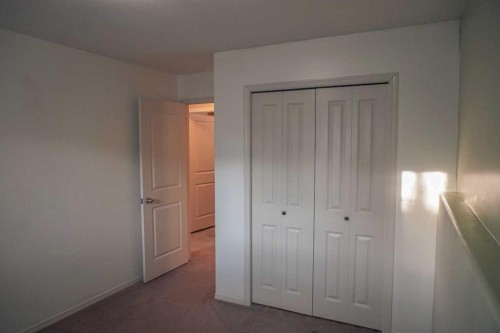 721 Silkstone Close West, Lethbridge, AB - Indoor