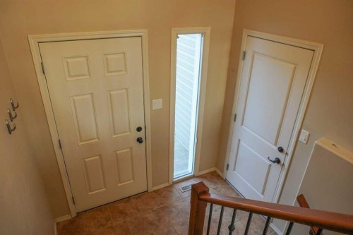 721 Silkstone Close West, Lethbridge, AB - Indoor Photo Showing Other Room