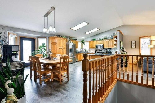 4615 60 Avenue, Taber, AB - Indoor