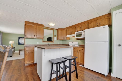 64-2715 Westside Drive West, Lethbridge, AB 