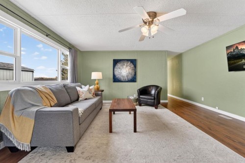 64-2715 Westside Drive West, Lethbridge, AB 