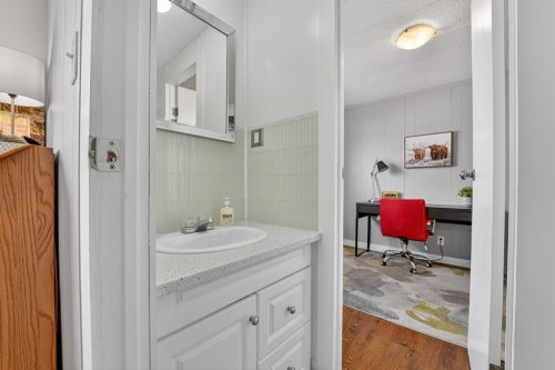 64-2715 Westside Drive West, Lethbridge, AB 