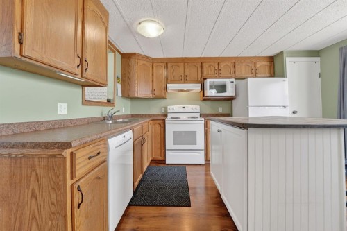 64-2715 Westside Drive West, Lethbridge, AB 