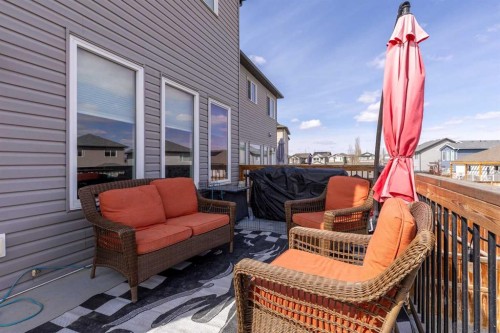 539 Moonlight Lane West, Lethbridge, AB - Outdoor With Exterior