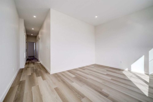 393 Rivergrove Chase West, Lethbridge, AB - Indoor Photo Showing Other Room