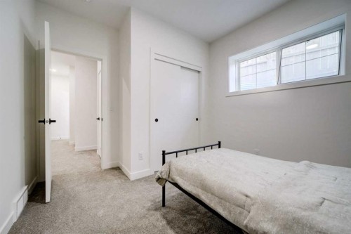 393 Rivergrove Chase West, Lethbridge, AB - Indoor Photo Showing Bedroom