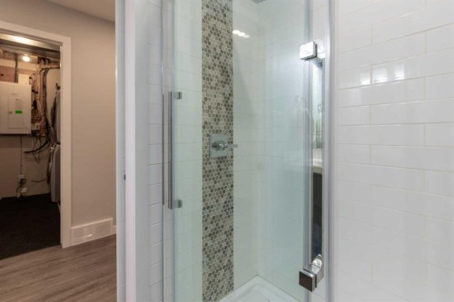 5-418 Highlands Boulevard West, Lethbridge, AB - Indoor Photo Showing Bathroom