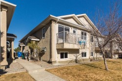 3-11 Highlands Place WEST Lethbridge, AB T1J 4X8