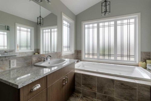 140 Blackwolf Way North, Lethbridge, AB 