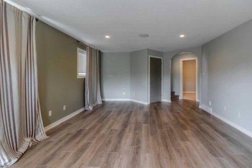 140 Blackwolf Way North, Lethbridge, AB 