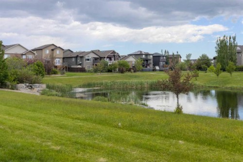 140 Blackwolf Way North, Lethbridge, AB 