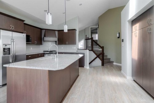 140 Blackwolf Way North, Lethbridge, AB 