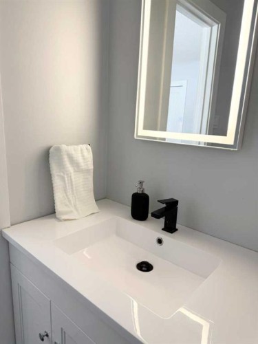 8142 26 Avenue, Coleman, AB - Indoor