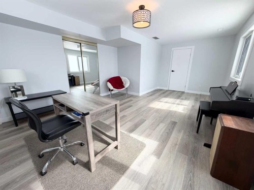 8142 26 Avenue, Coleman, AB - Indoor Photo Showing Office