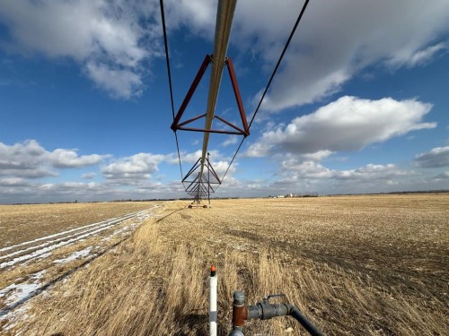 On Rr 164, Vauxhall, AB 