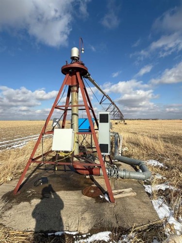 On Rr 164, Vauxhall, AB 