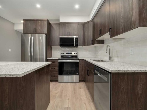 43 Prairie Lake Drive, Taber, AB - Indoor Photo Showing Kitchen With Upgraded Kitchen