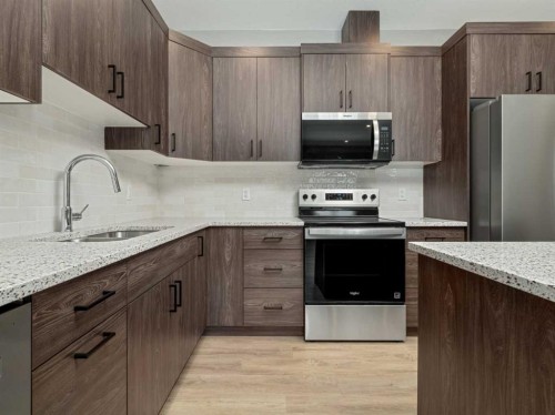 43 Prairie Lake Drive, Taber, AB - Indoor Photo Showing Kitchen With Upgraded Kitchen