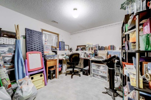 131 Beaverbrook Road North, Lethbridge, AB - Indoor Photo Showing Office