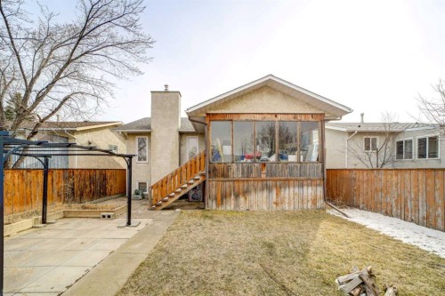 131 Beaverbrook Road North, Lethbridge, AB - Outdoor With Deck Patio Veranda