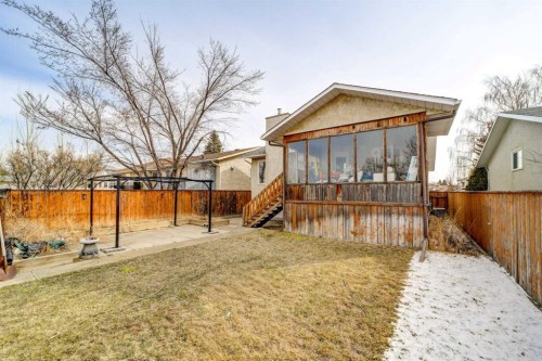 131 Beaverbrook Road North, Lethbridge, AB - Outdoor