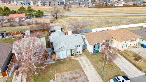 131 Beaverbrook Road North, Lethbridge, AB - Outdoor