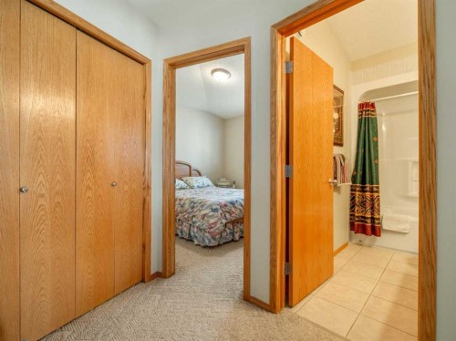 108 Riverdale Terrace West, Lethbridge, AB - Indoor