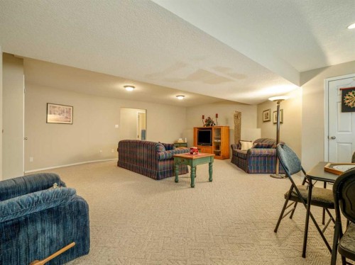 108 Riverdale Terrace West, Lethbridge, AB - Indoor