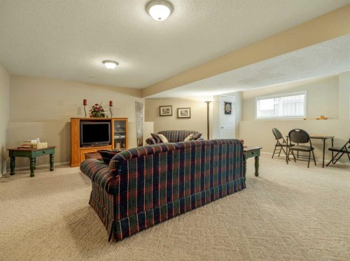 108 Riverdale Terrace West, Lethbridge, AB - Indoor