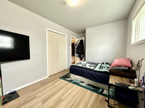 2626 23 Avenue South, Lethbridge, AB - Indoor Photo Showing Bedroom