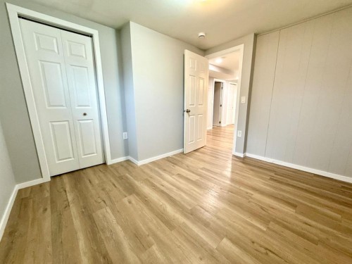 2626 23 Avenue South, Lethbridge, AB - Indoor Photo Showing Other Room