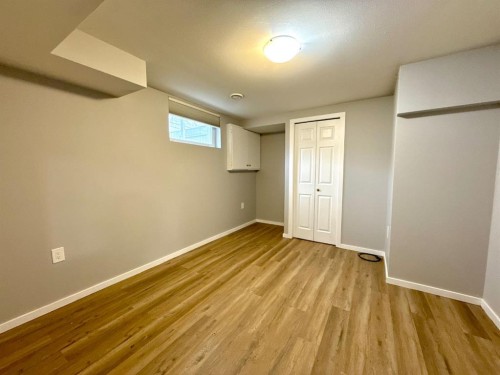 2626 23 Avenue South, Lethbridge, AB - Indoor Photo Showing Other Room