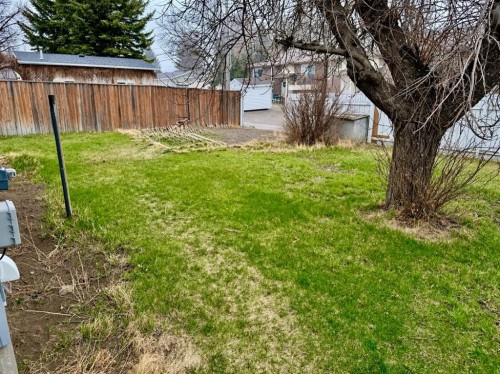 2626 23 Avenue South, Lethbridge, AB - Outdoor