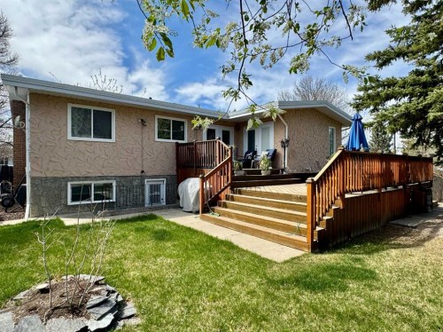 2409 20 Street North, Lethbridge, AB - Outdoor With Deck Patio Veranda