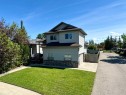2 Riverbrook Close West, Lethbridge, AB 