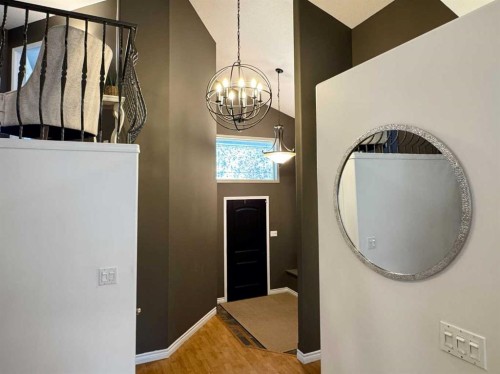 2 Riverbrook Close West, Lethbridge, AB 