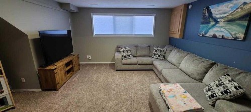 337 Ojibwa Place West, Lethbridge, AB - Indoor