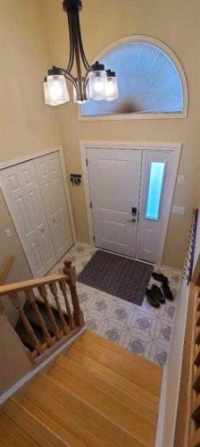 337 Ojibwa Place West, Lethbridge, AB - Indoor Photo Showing Other Room