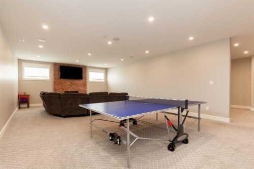 1 Edgemoor Way West, Lethbridge, AB - Indoor