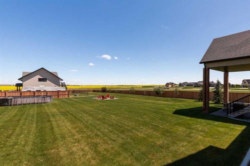 1 Edgemoor Way West, Lethbridge, AB - Outdoor