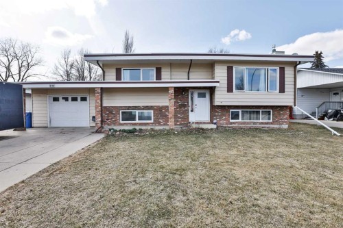 2116 10 Street  Coaldale, AB T1M 1B6