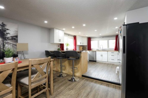 31-1410 43 Street South, Lethbridge, AB 
