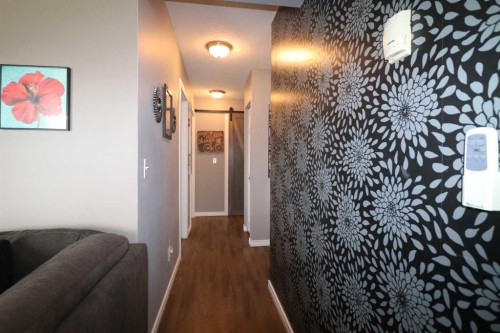 8-1739 St Edward Boulevard North, Lethbridge, AB - Indoor Photo Showing Other Room