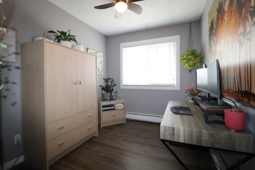 8-1739 St Edward Boulevard North, Lethbridge, AB - Indoor