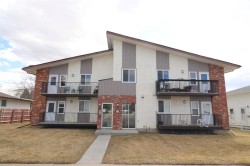 8-1739 St Edward Boulevard NORTHLethbridge, AB T1H 1X2