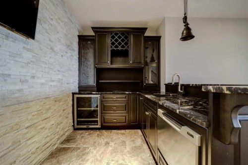 224010 Twp Rd 9-2, Rural Lethbridge County, AB - Indoor Photo Showing Kitchen