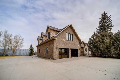 224010 Twp Rd 9-2, Rural Lethbridge County, AB - Outdoor