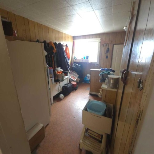 6710 17 Avenue, Coleman, AB - Indoor