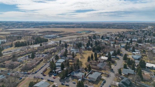 74 Carleton Place West, Lethbridge, AB - Outdoor With View